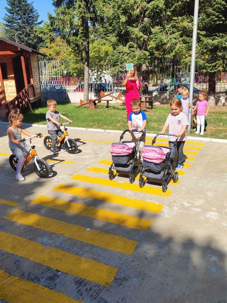 Седмица на пътната безопастност в ЧДГ ДЪГА Русе